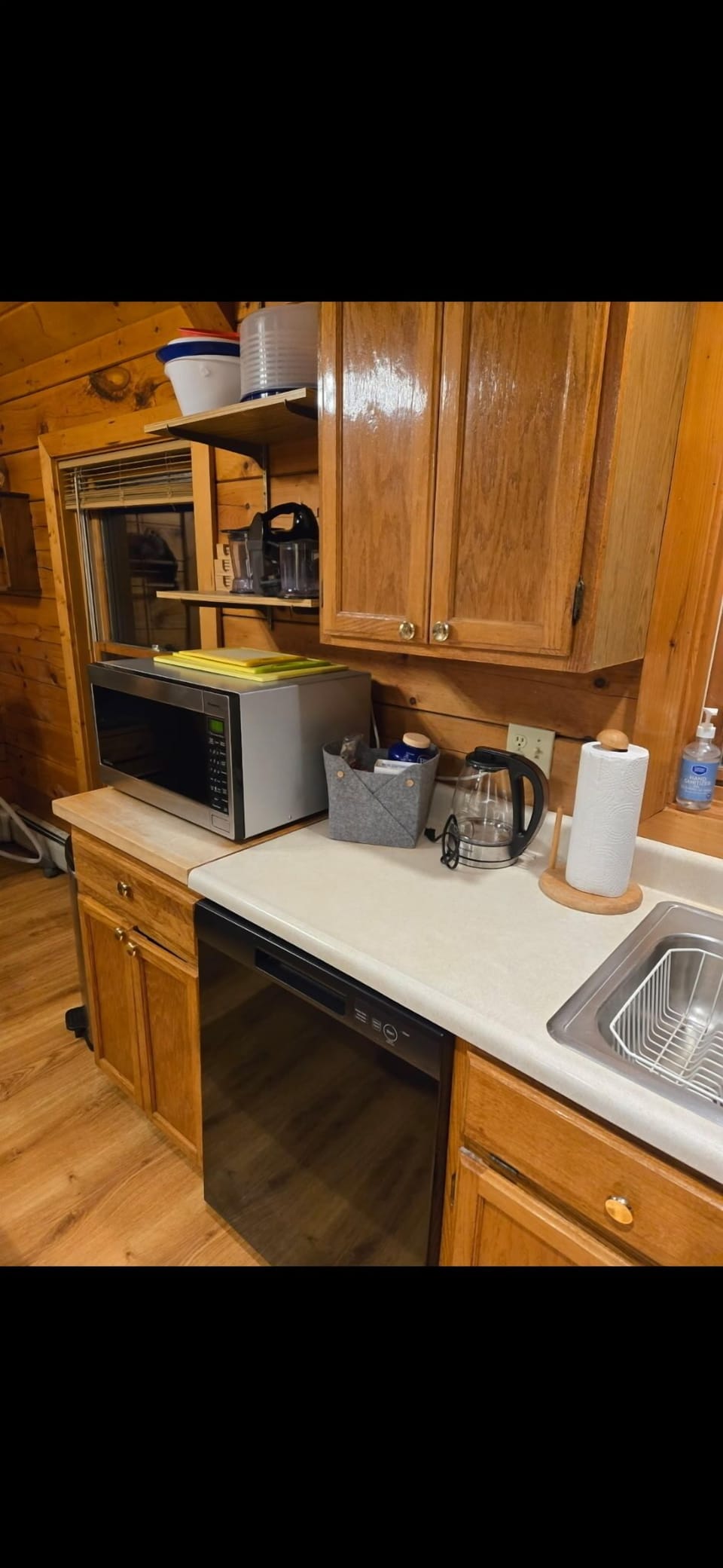 Kitchen area