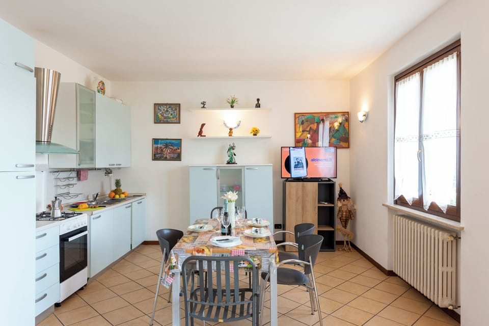 Kitchen and dining area