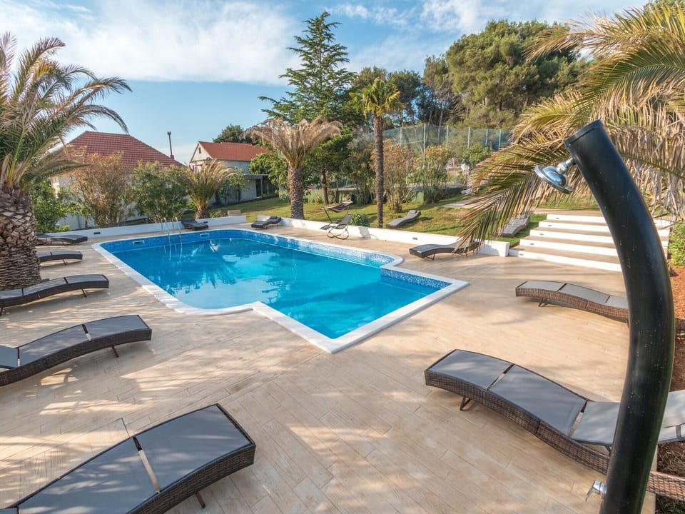 Holiday Home Swimming Pool