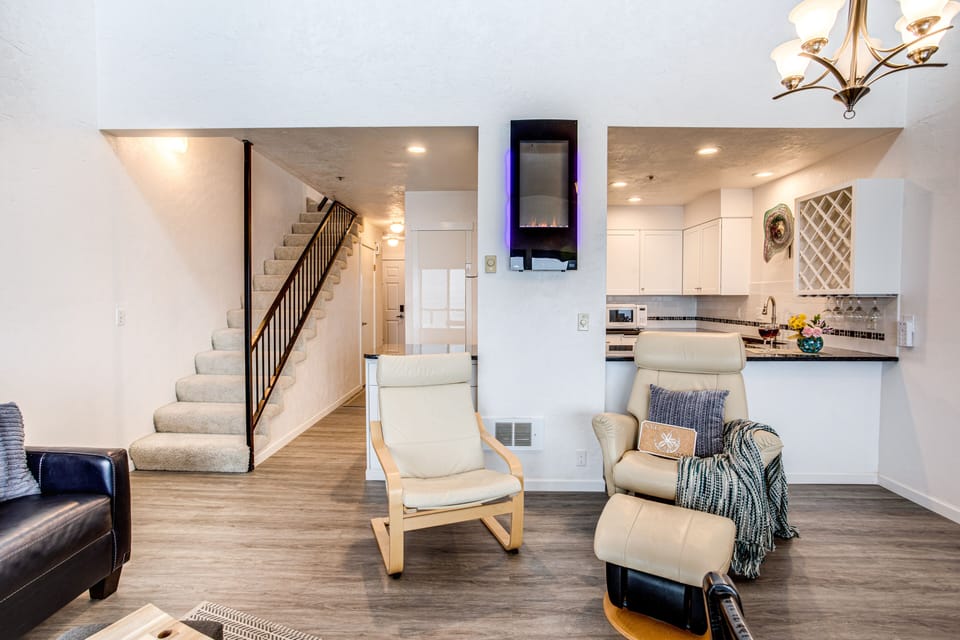 A cool reserved sense of design in harmony with a thoughtful floor-plan for total relaxation.