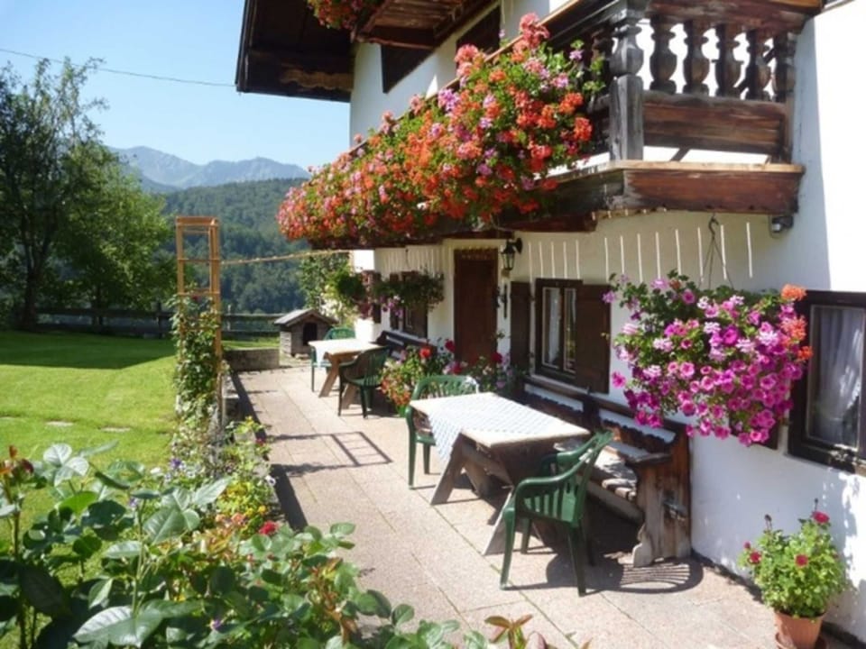 Zachhof Birkenstein - Holiday apartment Breitenstein Farm Stay in Tyrol