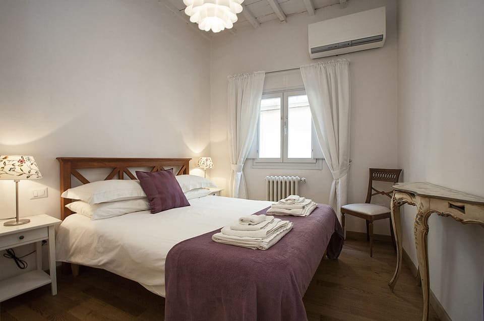 The double bedroom with a large queen bed