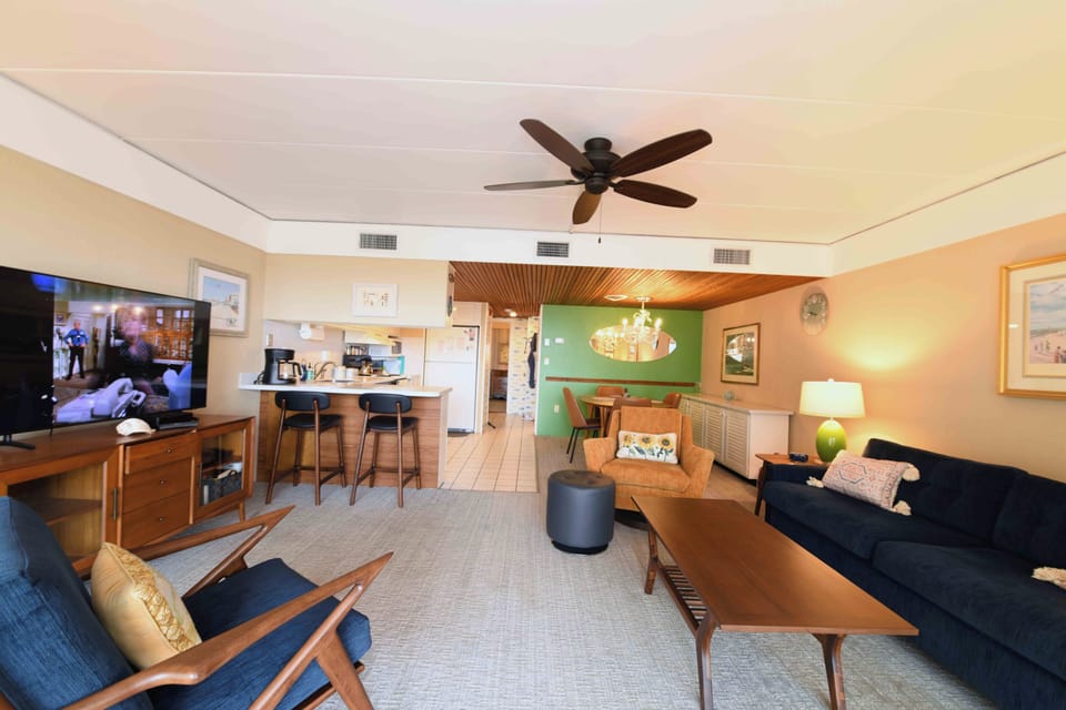 LIVING-AREA