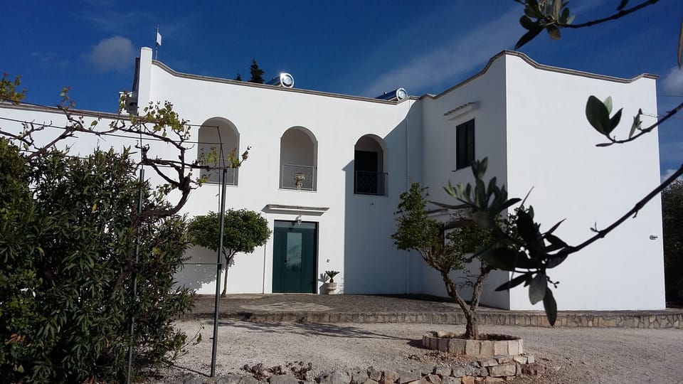 The two first floor apartments - Mandarino on the right.