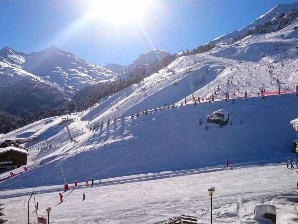 Snow and ski sports