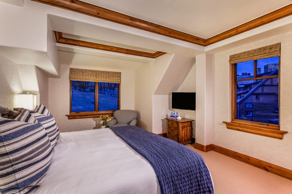 Snowflake-Penthouse-17
