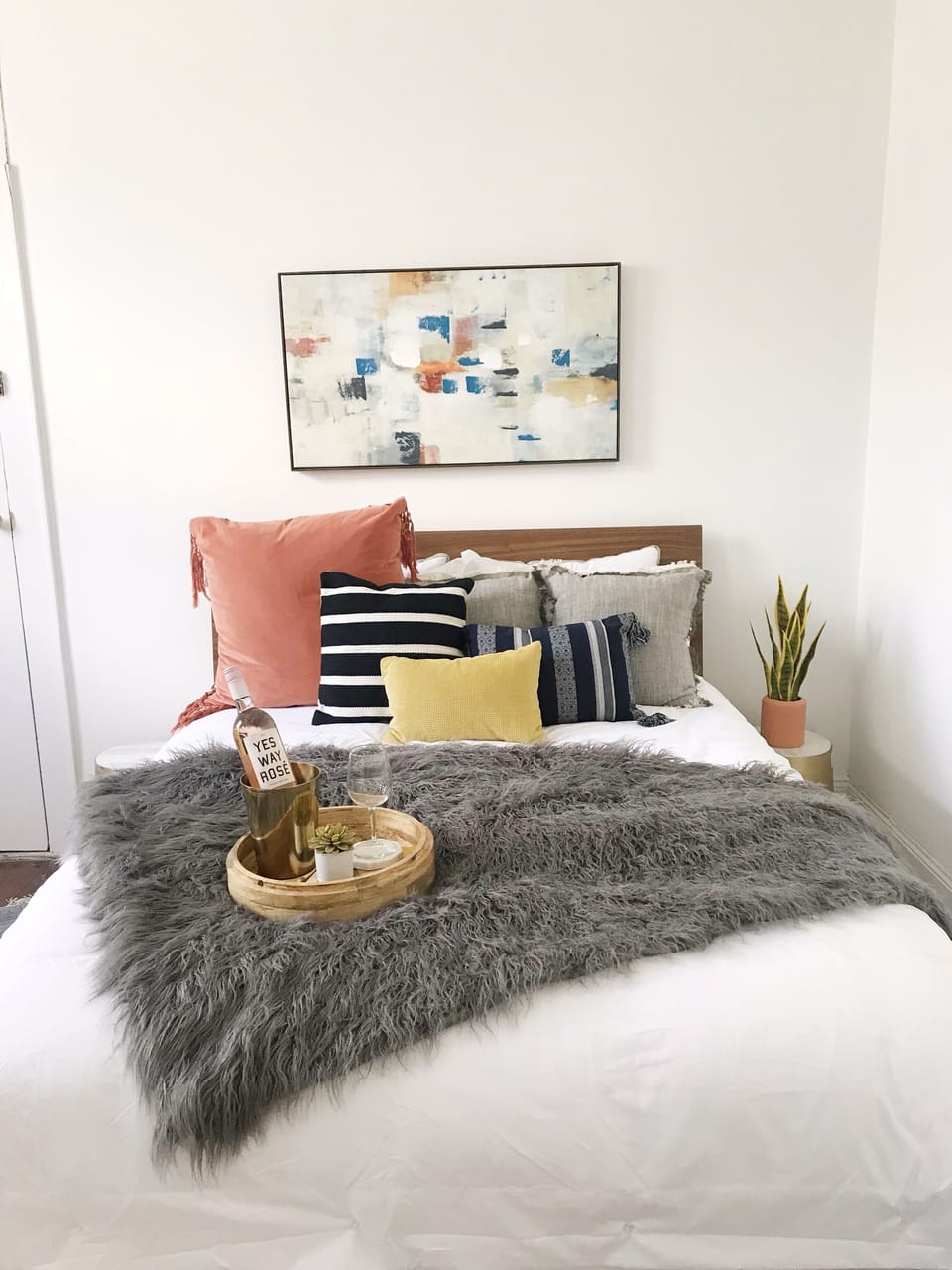 Luxury Hotel Style Bed.