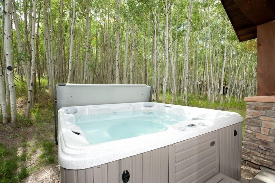 Exterior hot tub.