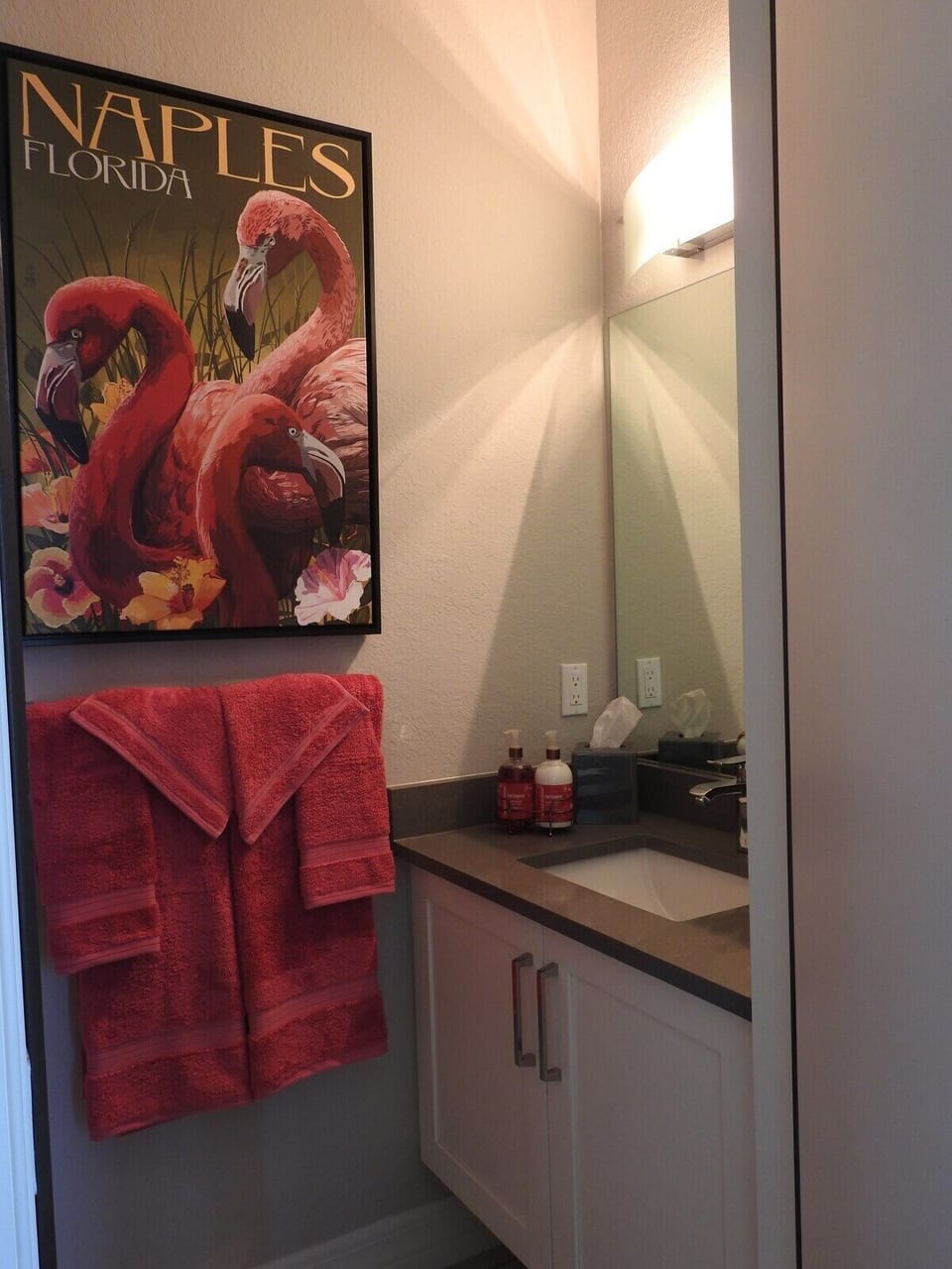 Bright and fun cabana bath for quick trips out of the pool.