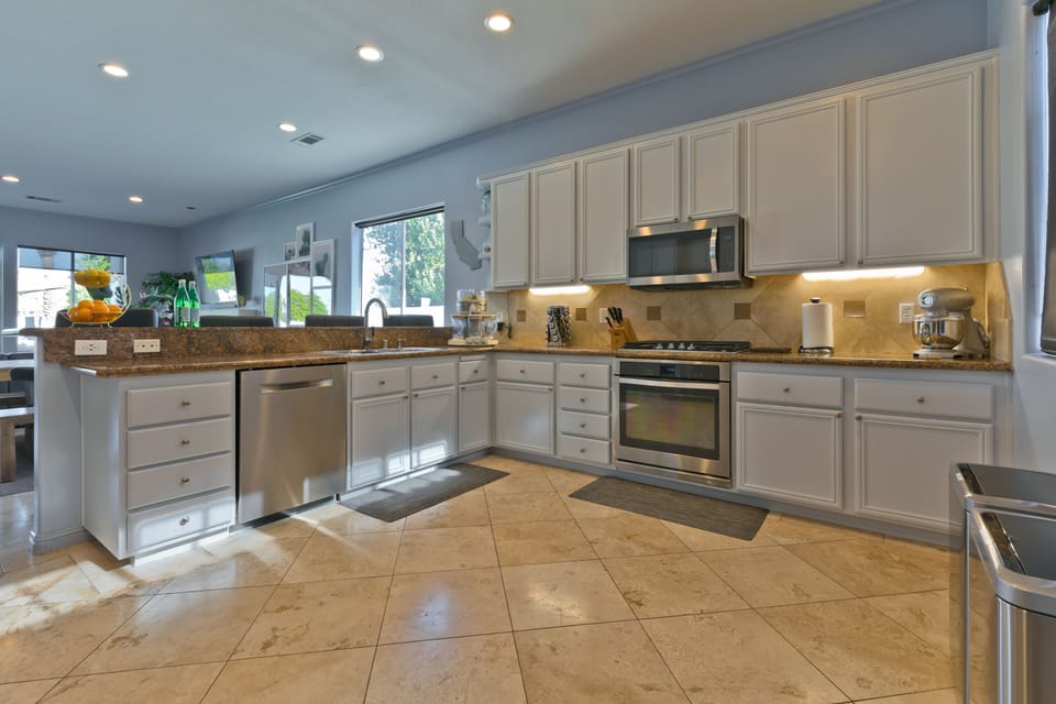 Kitchen stocked with plenty of cooking gear and more!
