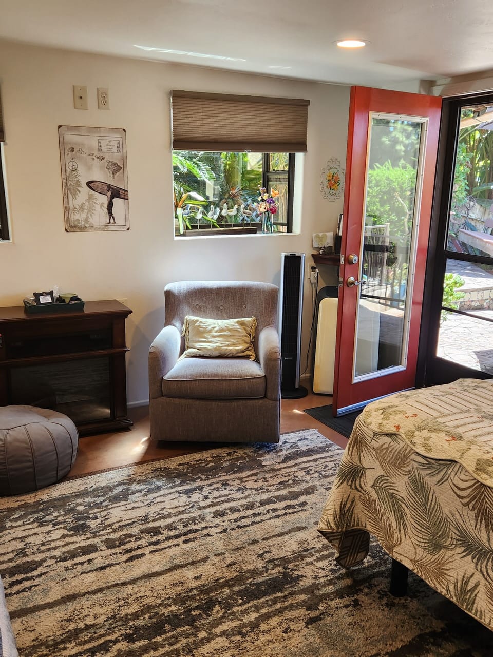 interior, indoor, no step entry for private studio space
also has: fireplace for heat and ambiance, AC unit, & fan
