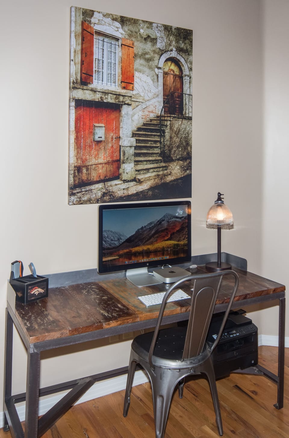 Mac computer with printer