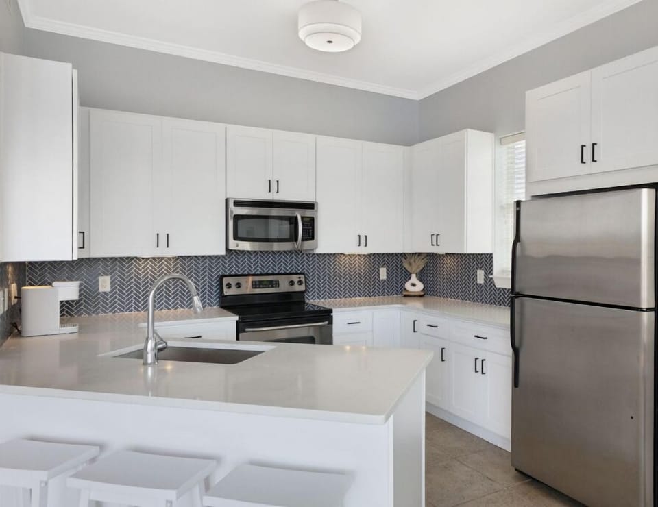 Totally remodeled, updated kitchen