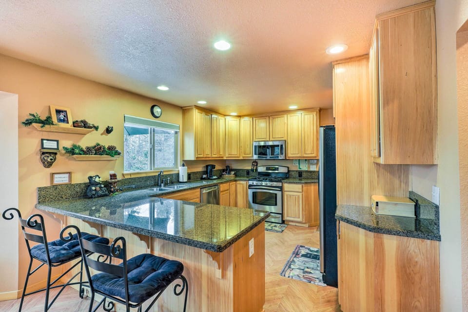 Breakfast Bar | Window A/C Unit
