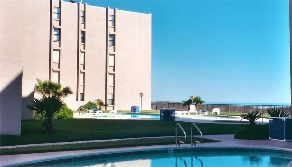pool area