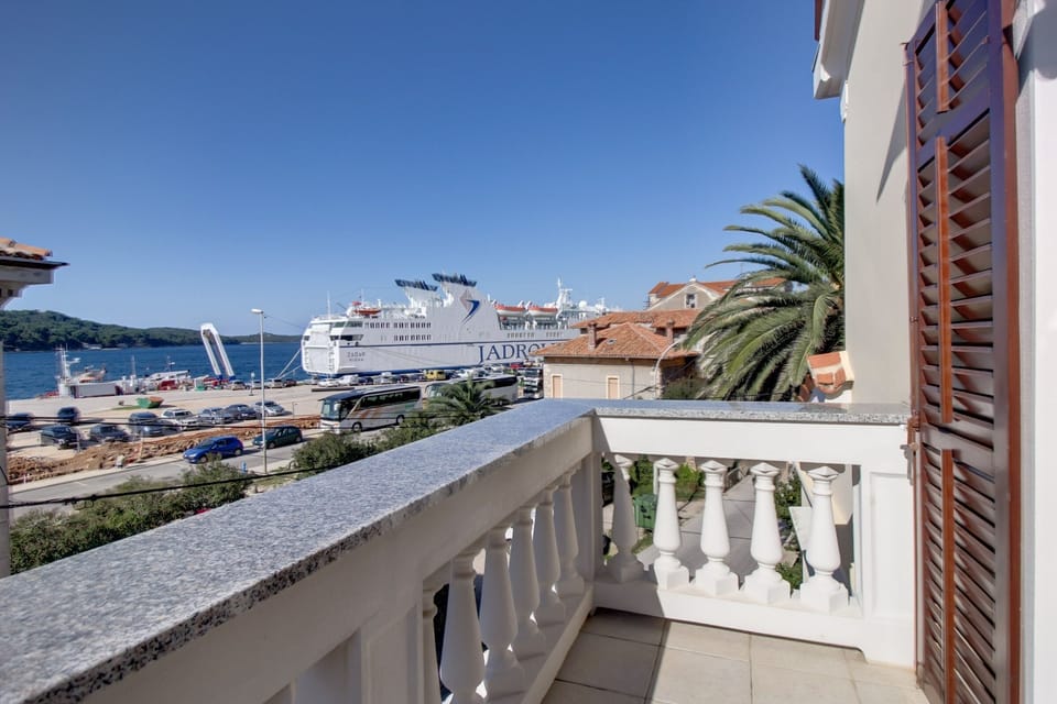 Balcony 1
