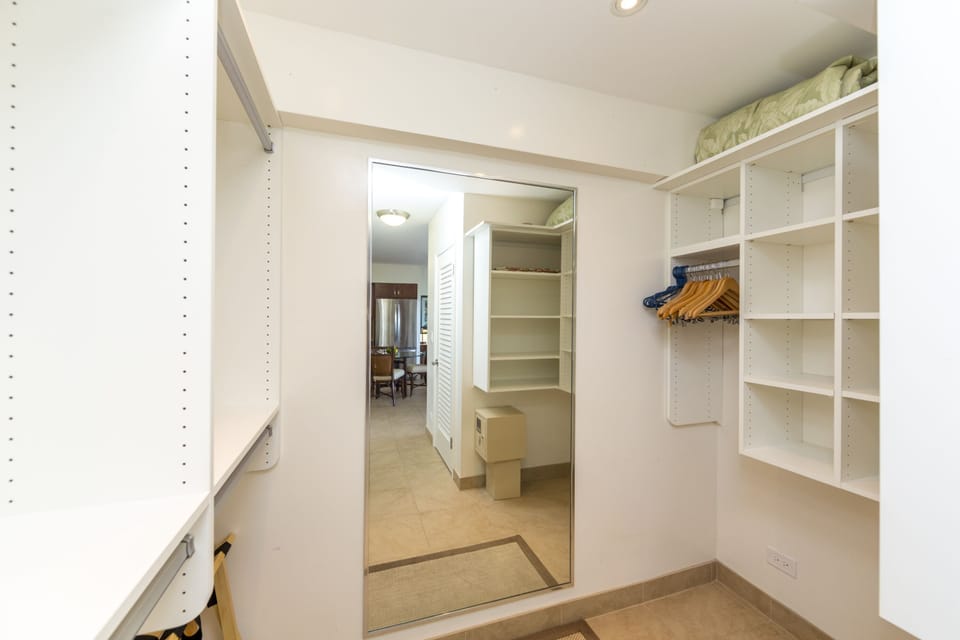 Closet - Ample closet space for your clothing and storing your luggage and other large items.