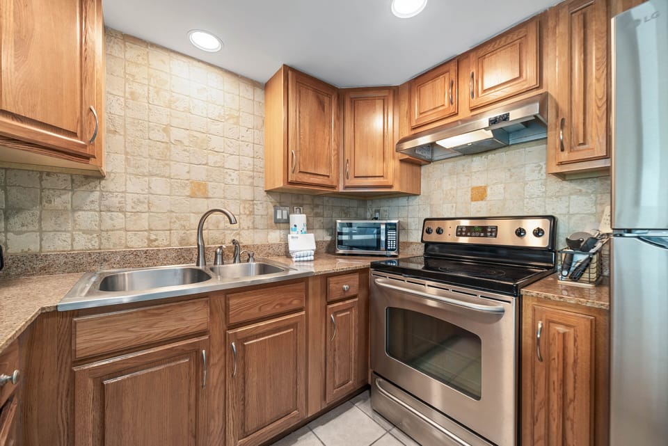 Fully equipped kitchen
