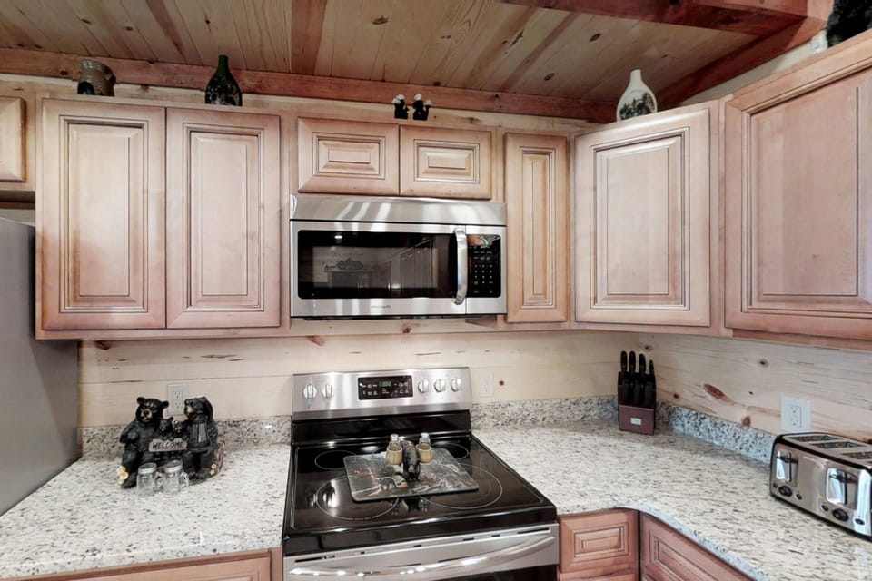 All stainless appliances for your convenience. Large countertops, 2 refrigerators, and everything to prepare meals!