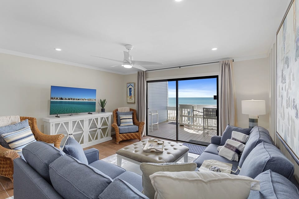 24-Shoreline-Villas-9-Living