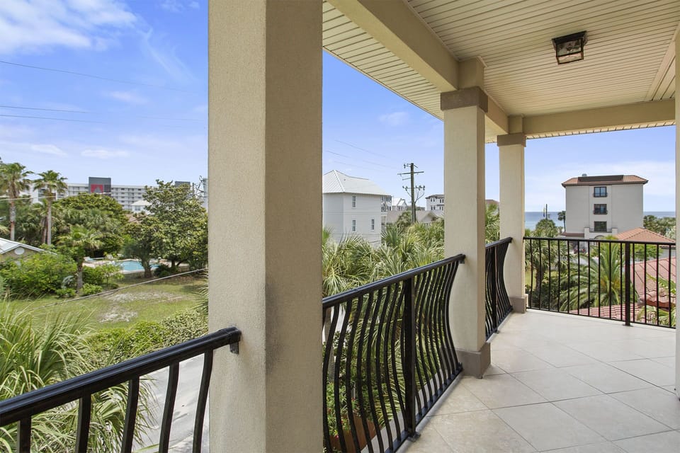 22-Sunset-Beach-Primary-Bedroom-Balcony