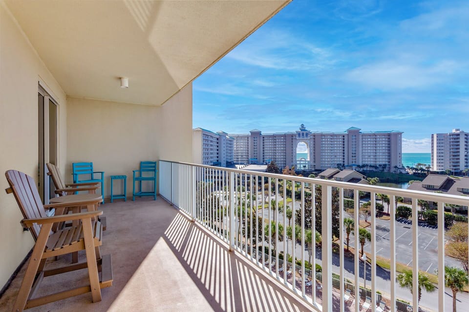 Ariel Dunes II 707 Balcony