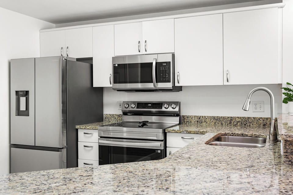 Sterling Sands 312 Kitchen Alt