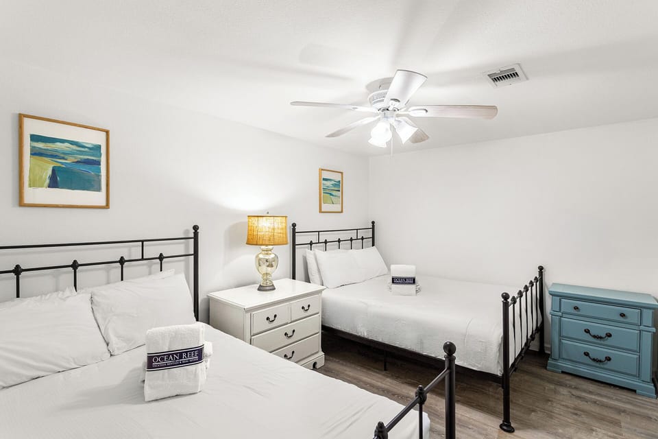 Costa Del Sol A8 Guest Bedroom 2