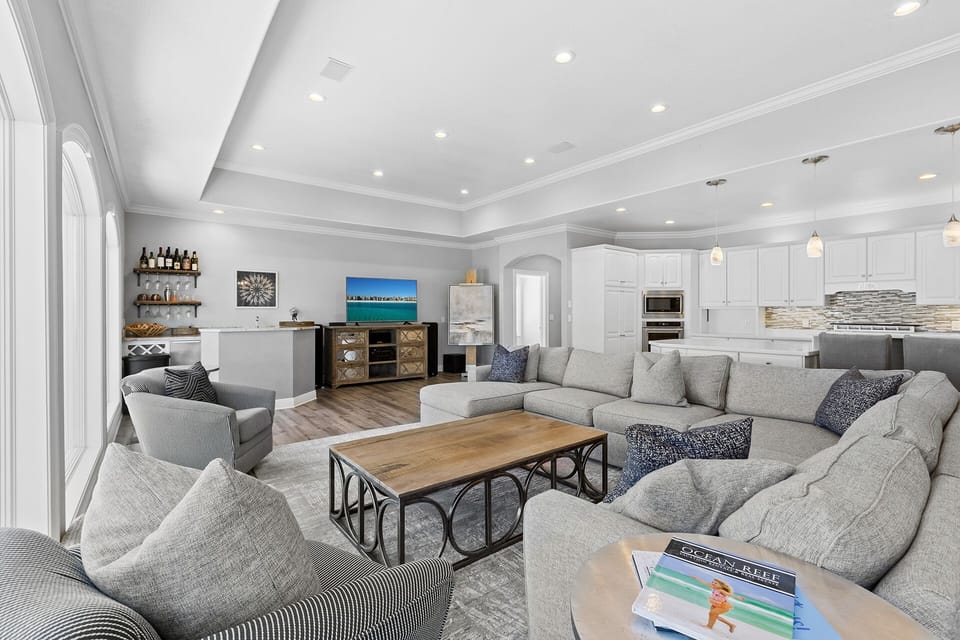 23-Magnolia-Dreams-Living