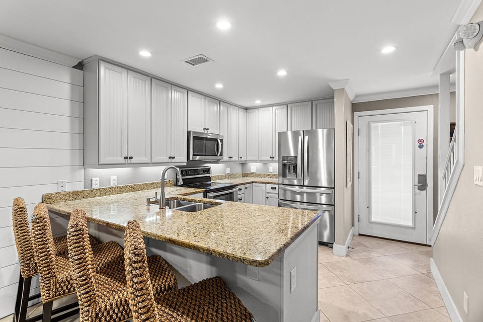 Costa Del Sol B3 Kitchen
