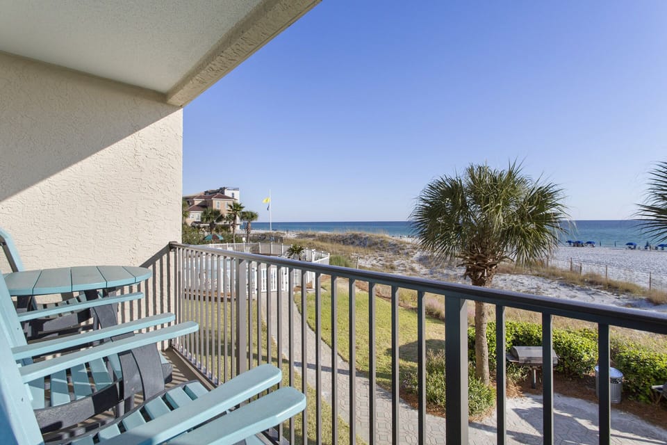 22-Windancer-208-Balcony
