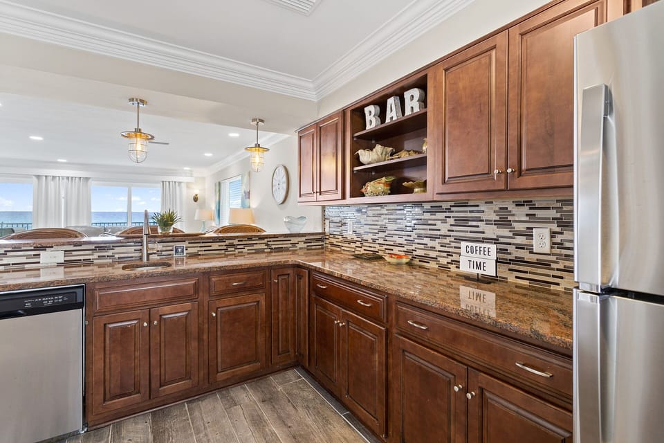 Beach House Kitchen Alt