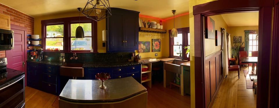 The kitchen now works great for big groups, with 2 sinks and more counter space.