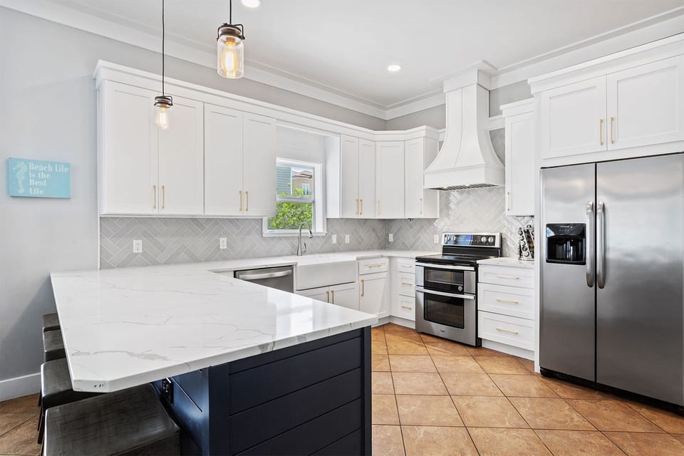 22-Coco-Hut-Kitchen-2