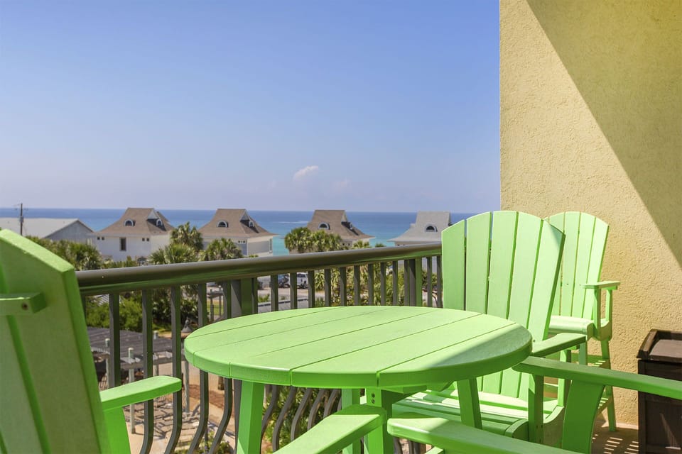 Beach Resort 409 Balcony Alt