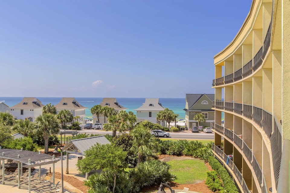 Beach Resort 409 View