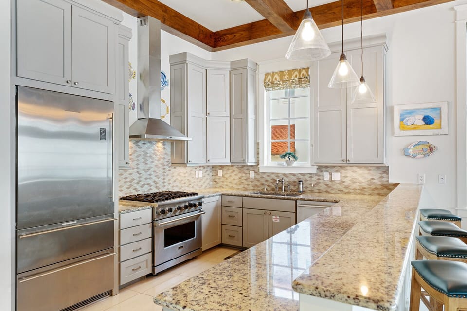 22-Lotsa-Fun-Too-Kitchen
