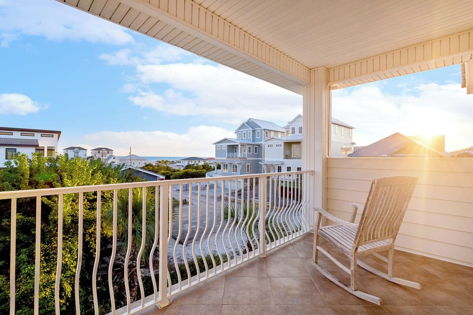 Vitamin Sea Balcony