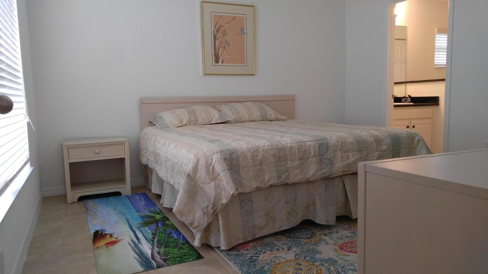 Master Bedroom & ensuite 