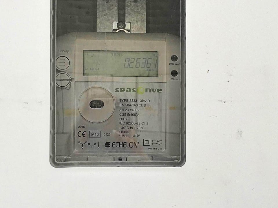 Electricity meter cabinet