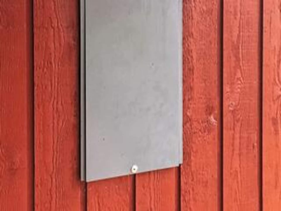 Electricity meter cabinet