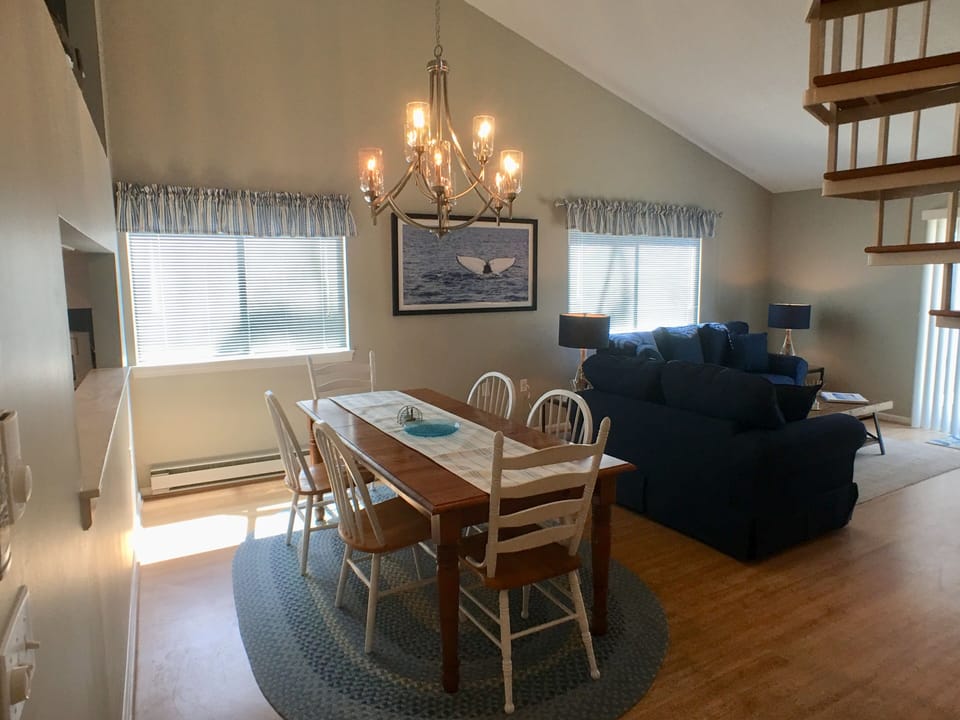 Open Dining Area