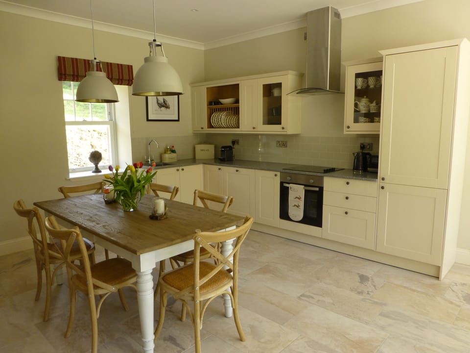 Well equipped kitchen with integrated appliances.