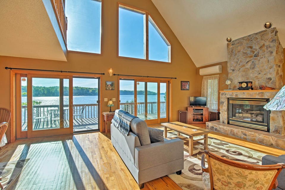 Harrisville Vacation Rental | 3BR | 3.5BA | Stairs Required | 2,420 Sq Ft