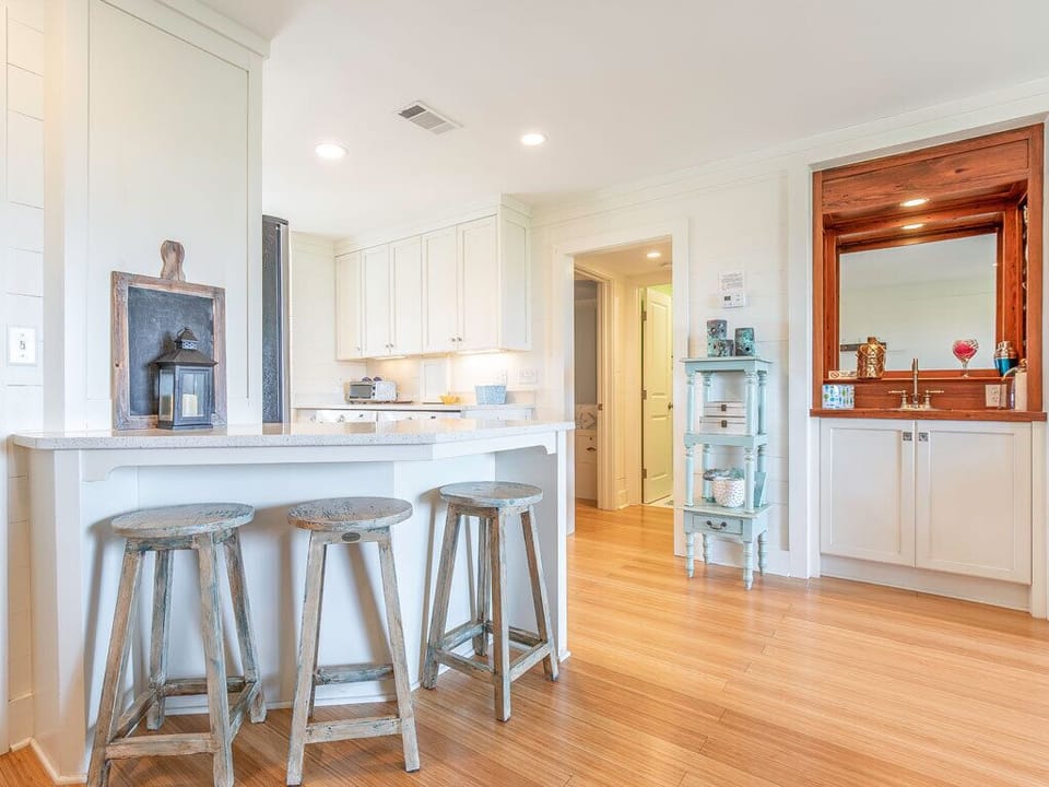 Breakfast Bar