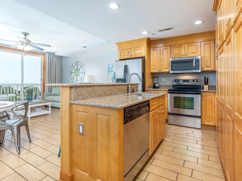 Fully equipped kitchen