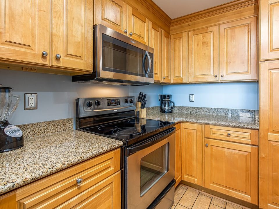 Fully equipped kitchen