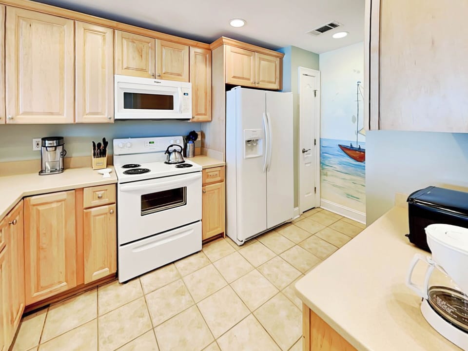 Full Kitchen