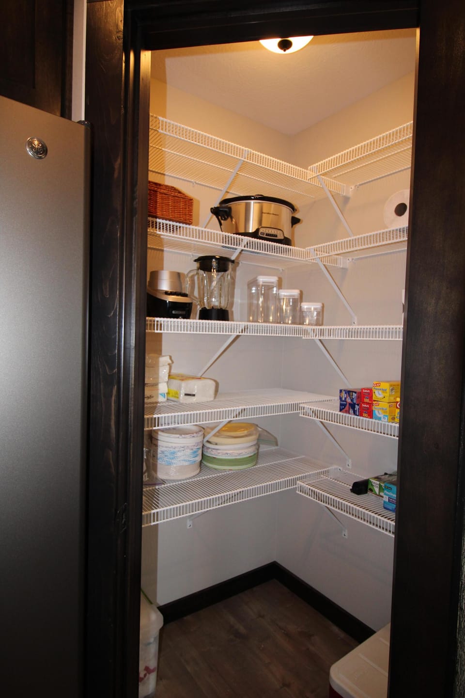 Kitchen pantry