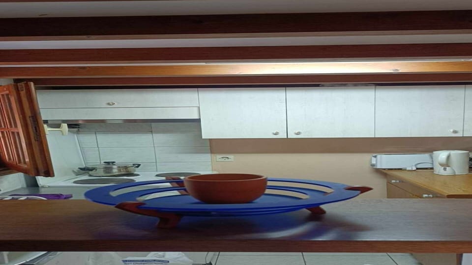 Updated indoor kitchen 